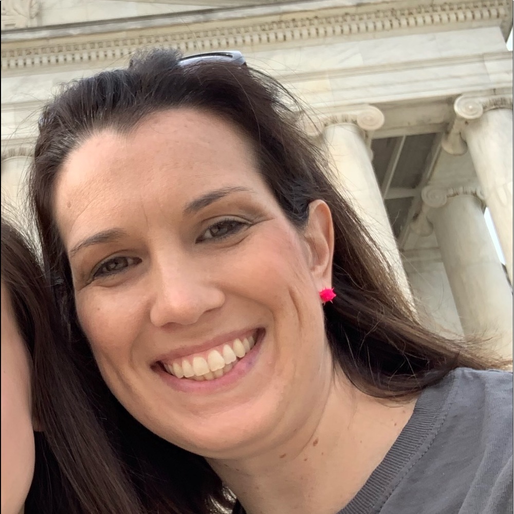 Meet your Posher, Amanda